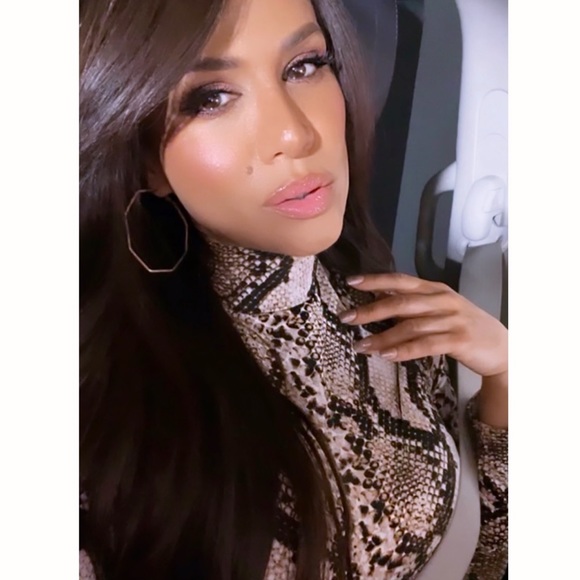 Meet your Posher, Bella - Picture 3 of 15